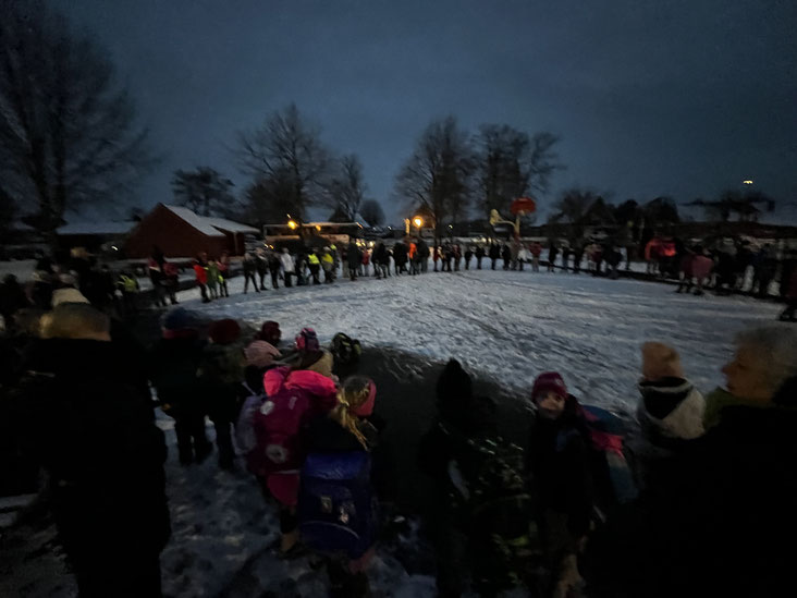Adventszeit bei der Grundschule Jheringsfehn