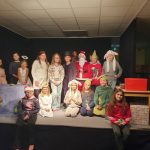 Die Musical-Ag spielte ein gelungenes und tolles Musical vor und begeisterte das Publikum der Grundschule Jheringsfehn